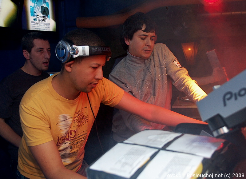 HOUSEWARS - Pátek 28. 11. 2008